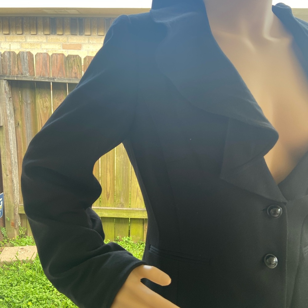 Black blazer - Picture 3 of 5